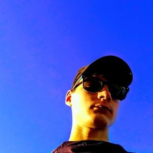 Meet your Posher, Will